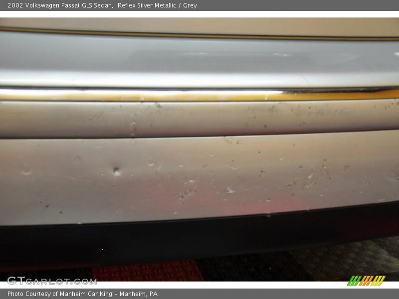 Reflex Silver Metallic / Grey 2002 Volkswagen Passat GLS Sedan