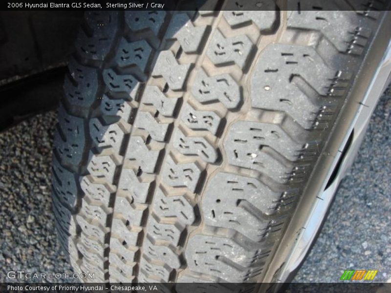 Sterling Silver / Gray 2006 Hyundai Elantra GLS Sedan