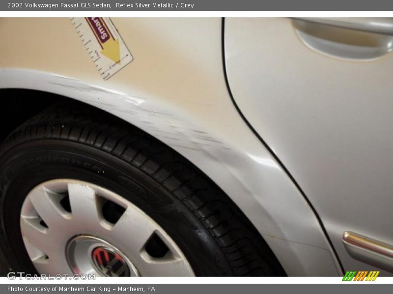 Reflex Silver Metallic / Grey 2002 Volkswagen Passat GLS Sedan