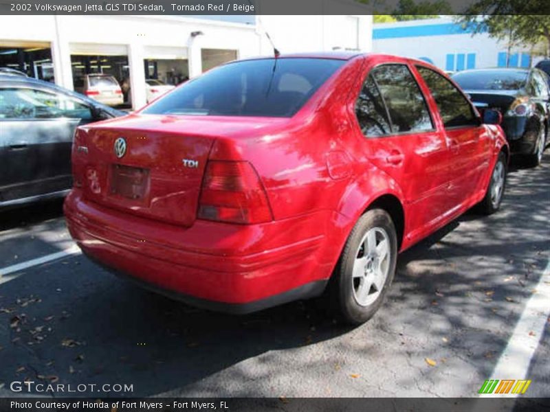 Tornado Red / Beige 2002 Volkswagen Jetta GLS TDI Sedan
