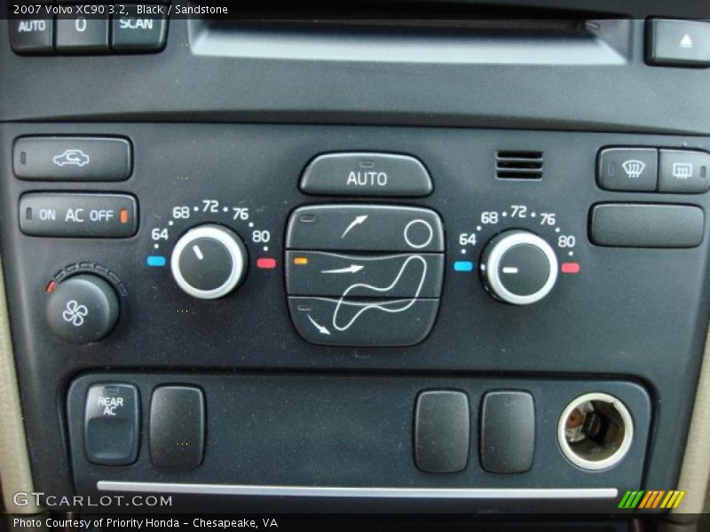Black / Sandstone 2007 Volvo XC90 3.2