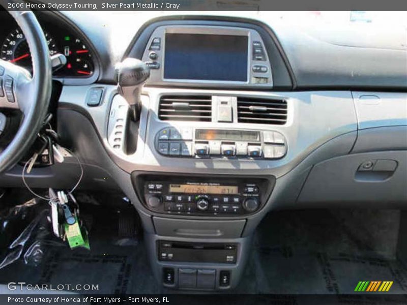Silver Pearl Metallic / Gray 2006 Honda Odyssey Touring