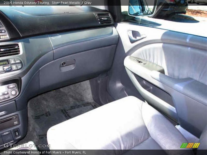 Silver Pearl Metallic / Gray 2006 Honda Odyssey Touring