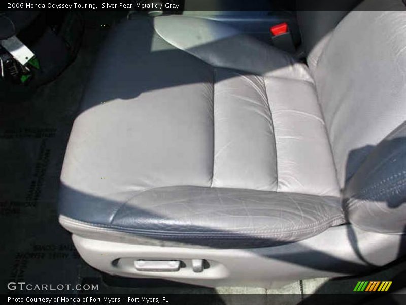 Silver Pearl Metallic / Gray 2006 Honda Odyssey Touring