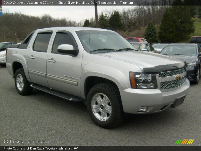 Sheer Silver Metallic / Dark Titanium/Light Titanium 2010 Chevrolet Avalanche Z71 4x4