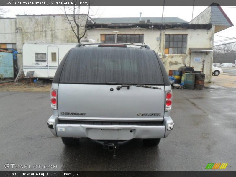 Silver Metallic / Ebony 1995 Chevrolet Blazer LS
