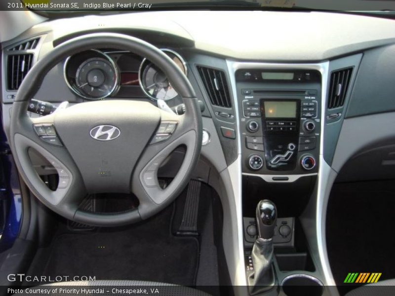 Dashboard of 2011 Sonata SE