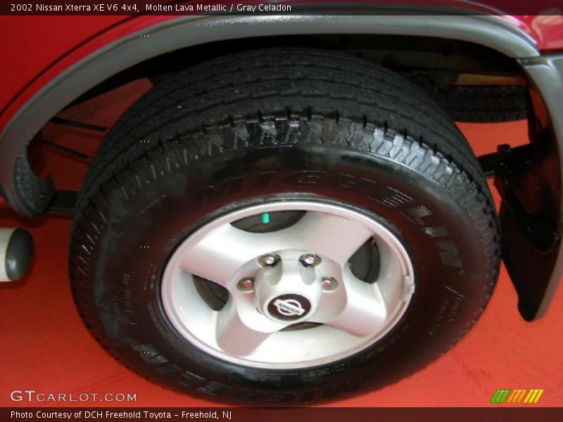 Molten Lava Metallic / Gray Celadon 2002 Nissan Xterra XE V6 4x4