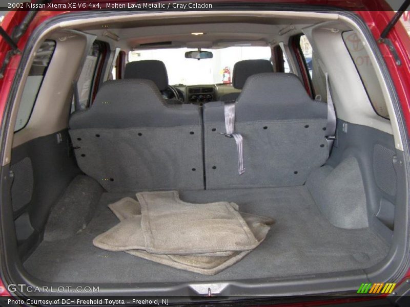 Molten Lava Metallic / Gray Celadon 2002 Nissan Xterra XE V6 4x4