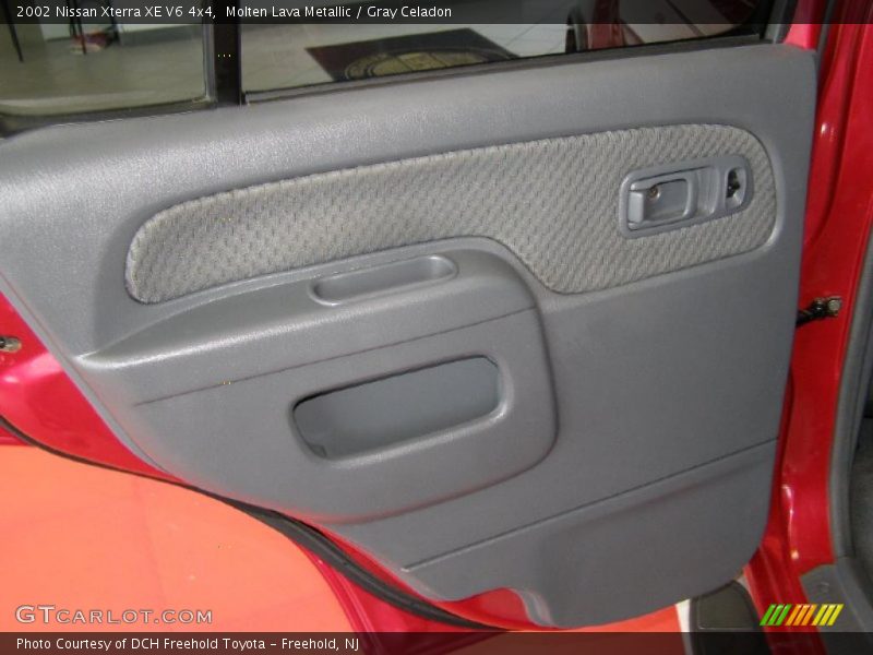 Molten Lava Metallic / Gray Celadon 2002 Nissan Xterra XE V6 4x4