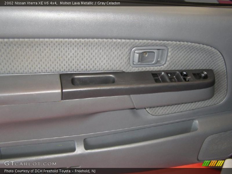 Molten Lava Metallic / Gray Celadon 2002 Nissan Xterra XE V6 4x4