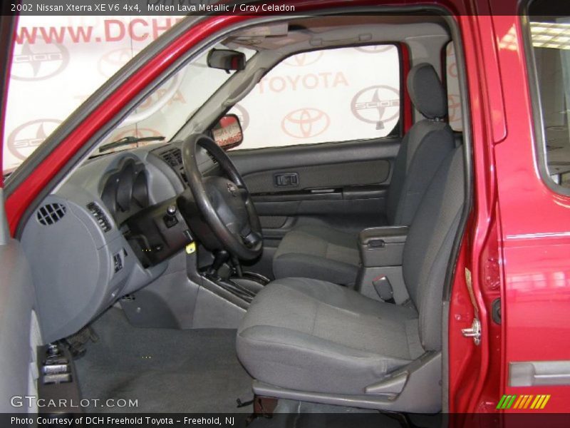 Molten Lava Metallic / Gray Celadon 2002 Nissan Xterra XE V6 4x4