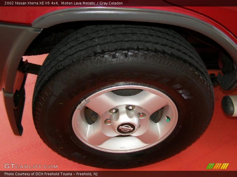 Molten Lava Metallic / Gray Celadon 2002 Nissan Xterra XE V6 4x4