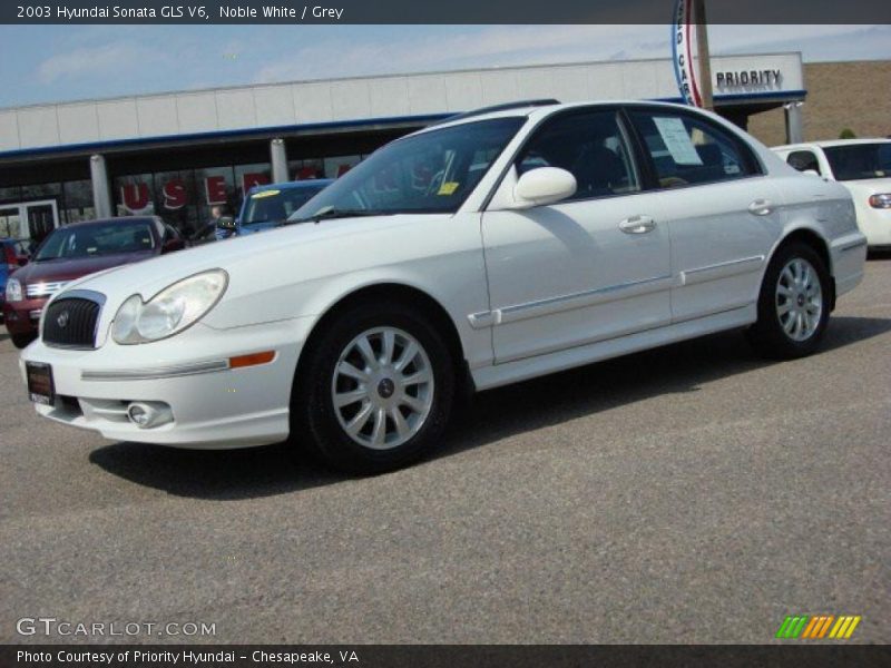 Noble White / Grey 2003 Hyundai Sonata GLS V6