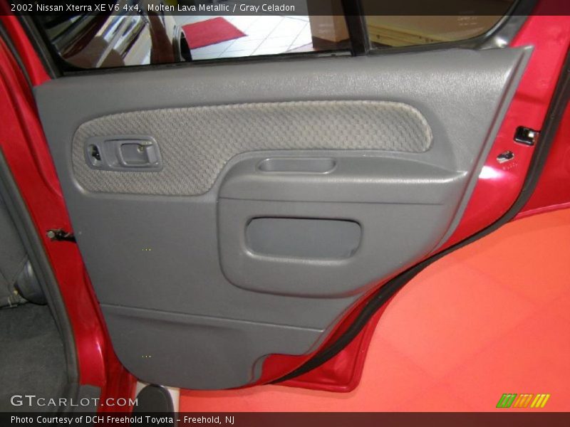 Molten Lava Metallic / Gray Celadon 2002 Nissan Xterra XE V6 4x4