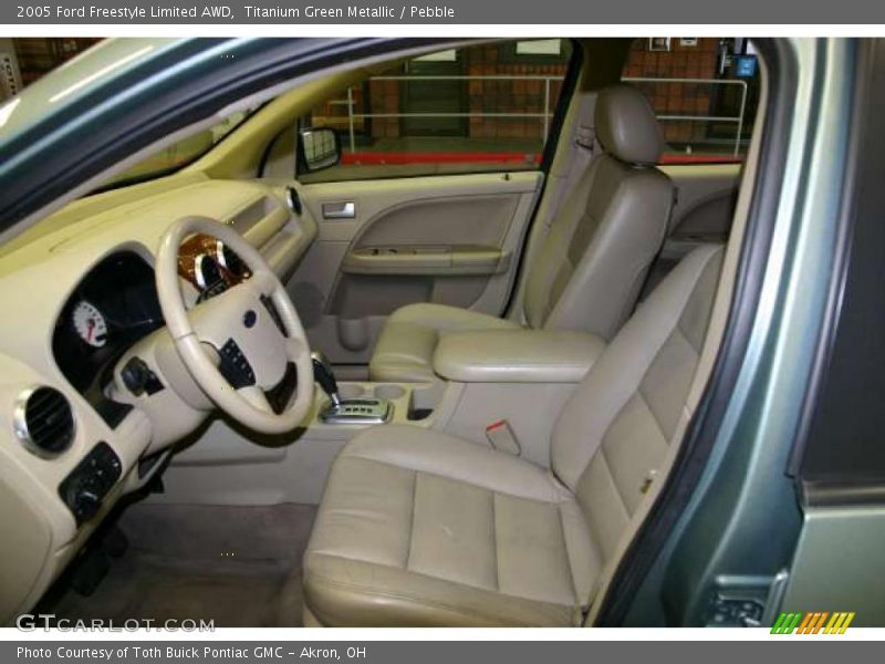  2005 Freestyle Limited AWD Pebble Interior