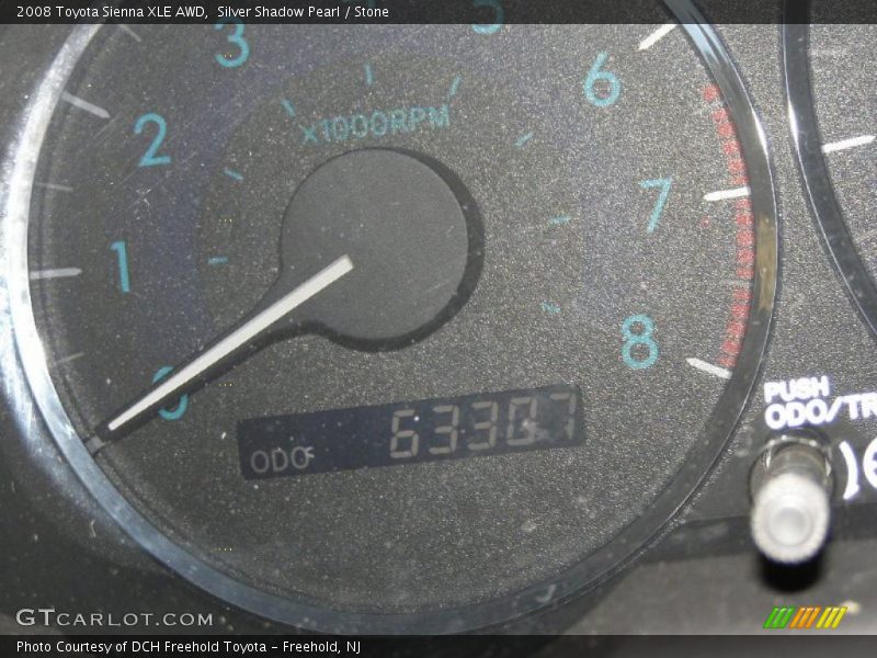 Silver Shadow Pearl / Stone 2008 Toyota Sienna XLE AWD