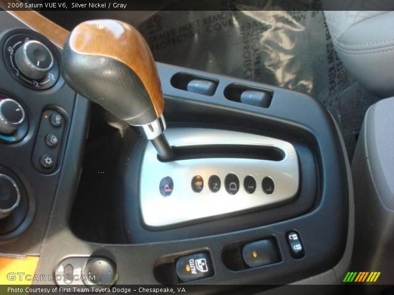 Silver Nickel / Gray 2006 Saturn VUE V6