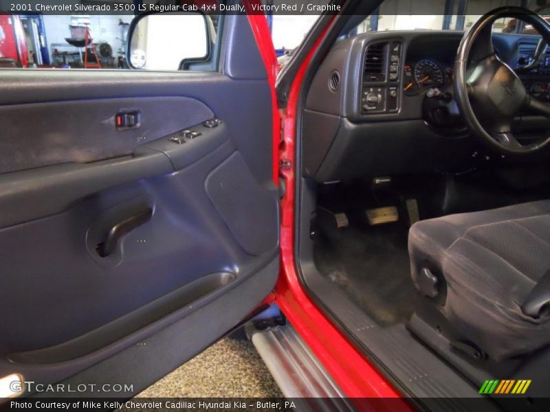 Victory Red / Graphite 2001 Chevrolet Silverado 3500 LS Regular Cab 4x4 Dually