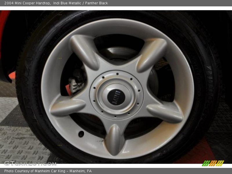 Indi Blue Metallic / Panther Black 2004 Mini Cooper Hardtop