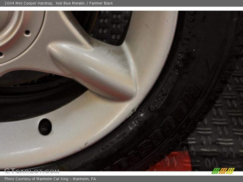 Indi Blue Metallic / Panther Black 2004 Mini Cooper Hardtop