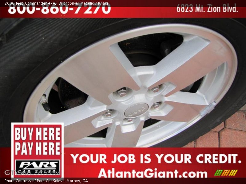 Bright Silver Metallic / Khaki 2006 Jeep Commander 4x4