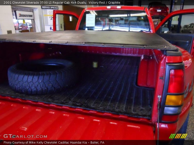 Victory Red / Graphite 2001 Chevrolet Silverado 3500 LS Regular Cab 4x4 Dually