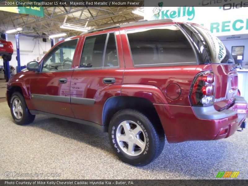 Majestic Red Metallic / Medium Pewter 2004 Chevrolet TrailBlazer LS 4x4