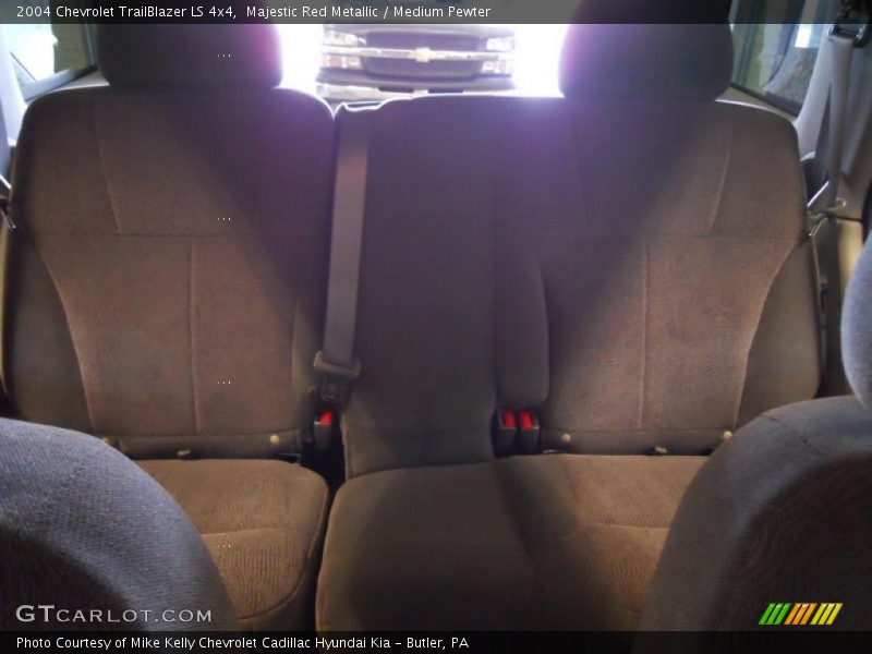 Majestic Red Metallic / Medium Pewter 2004 Chevrolet TrailBlazer LS 4x4