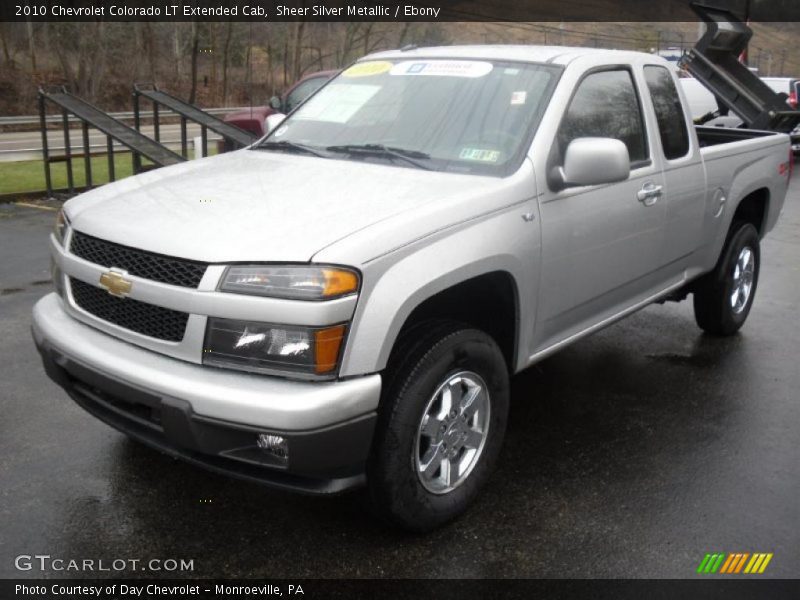 Front 3/4 View of 2010 Colorado LT Extended Cab