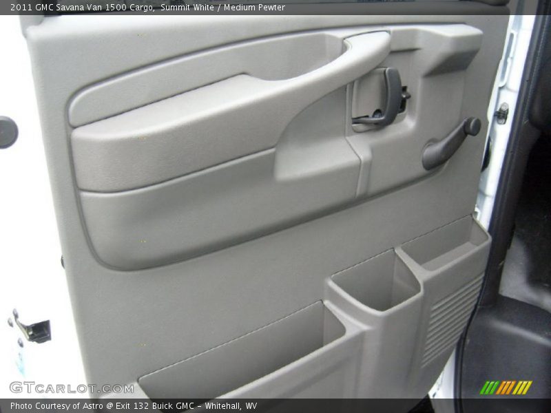 Summit White / Medium Pewter 2011 GMC Savana Van 1500 Cargo