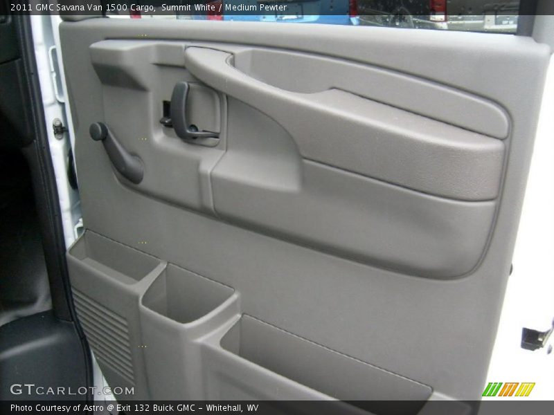 Summit White / Medium Pewter 2011 GMC Savana Van 1500 Cargo