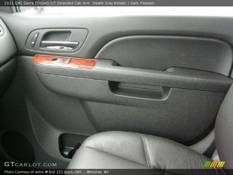 Stealth Gray Metallic / Dark Titanium 2011 GMC Sierra 2500HD SLT Extended Cab 4x4