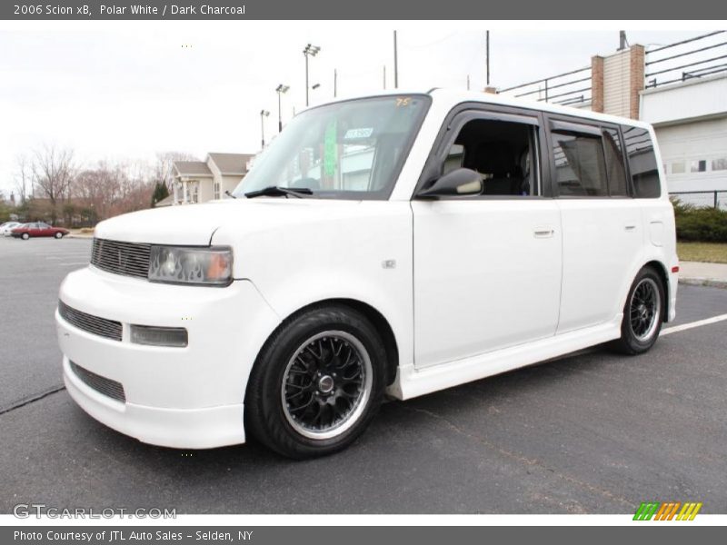  2006 xB  Polar White
