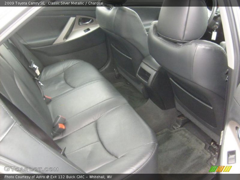 Classic Silver Metallic / Charcoal 2009 Toyota Camry SE