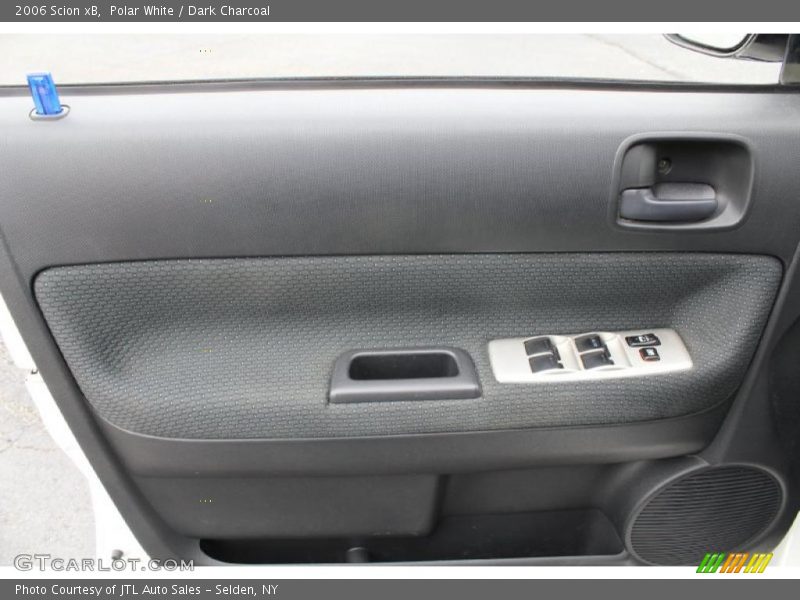 Door Panel of 2006 xB 