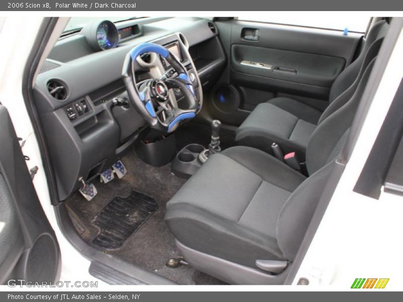  2006 xB  Dark Charcoal Interior