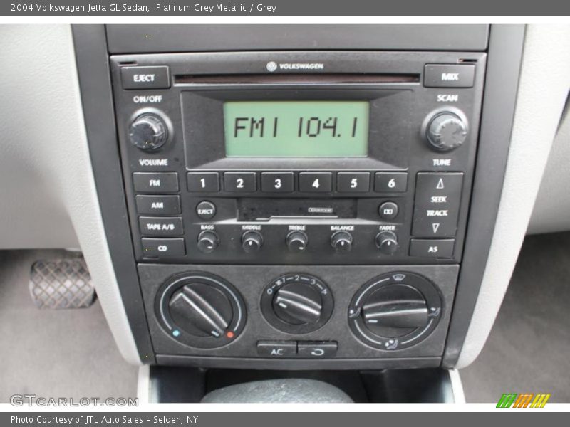 Controls of 2004 Jetta GL Sedan