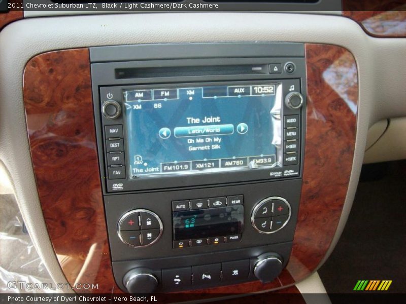 Controls of 2011 Suburban LTZ