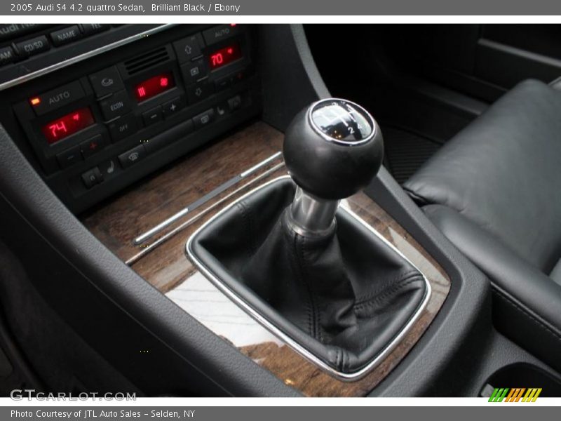  2005 S4 4.2 quattro Sedan 6 Speed Manual Shifter