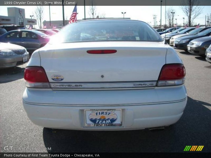 Stone White / Camel 1999 Chrysler Cirrus LXi