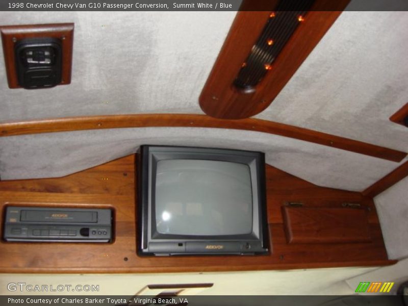 Summit White / Blue 1998 Chevrolet Chevy Van G10 Passenger Conversion