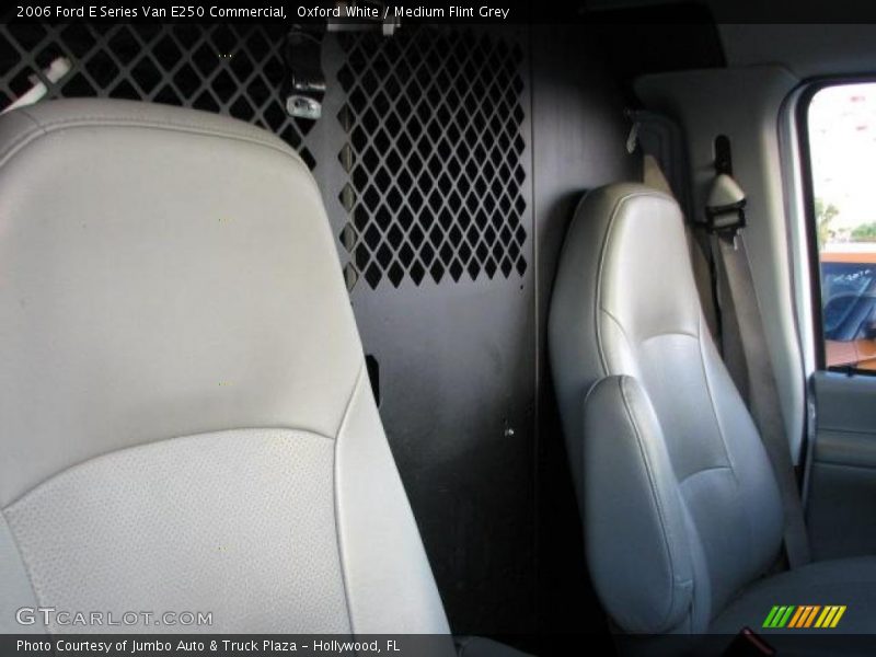Oxford White / Medium Flint Grey 2006 Ford E Series Van E250 Commercial