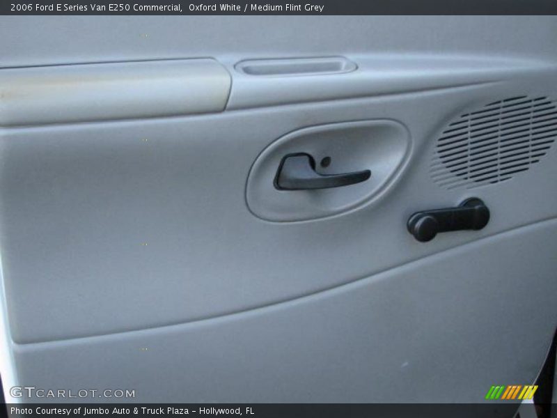 Oxford White / Medium Flint Grey 2006 Ford E Series Van E250 Commercial