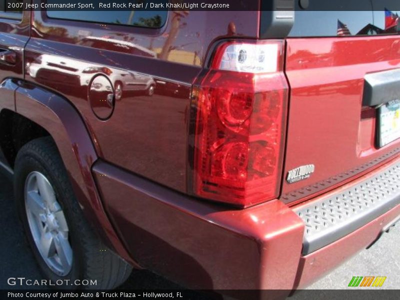 Red Rock Pearl / Dark Khaki/Light Graystone 2007 Jeep Commander Sport
