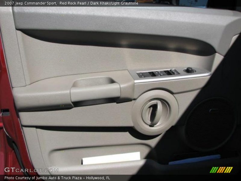 Red Rock Pearl / Dark Khaki/Light Graystone 2007 Jeep Commander Sport