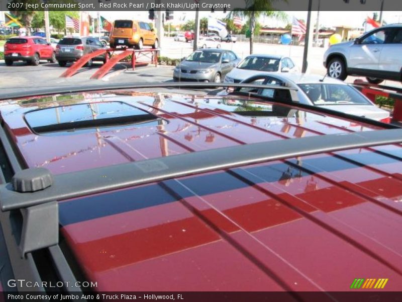 Red Rock Pearl / Dark Khaki/Light Graystone 2007 Jeep Commander Sport