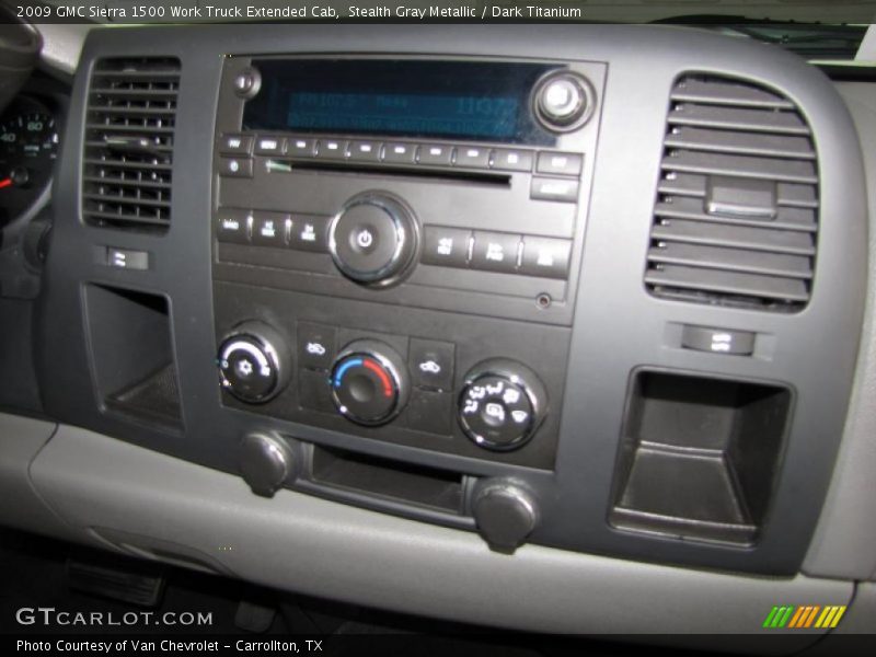 Controls of 2009 Sierra 1500 Work Truck Extended Cab