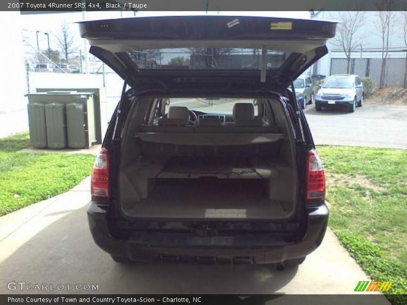 Black / Taupe 2007 Toyota 4Runner SR5 4x4