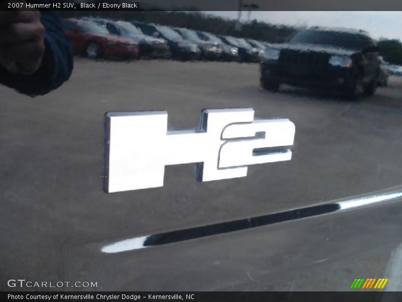  2007 H2 SUV Logo